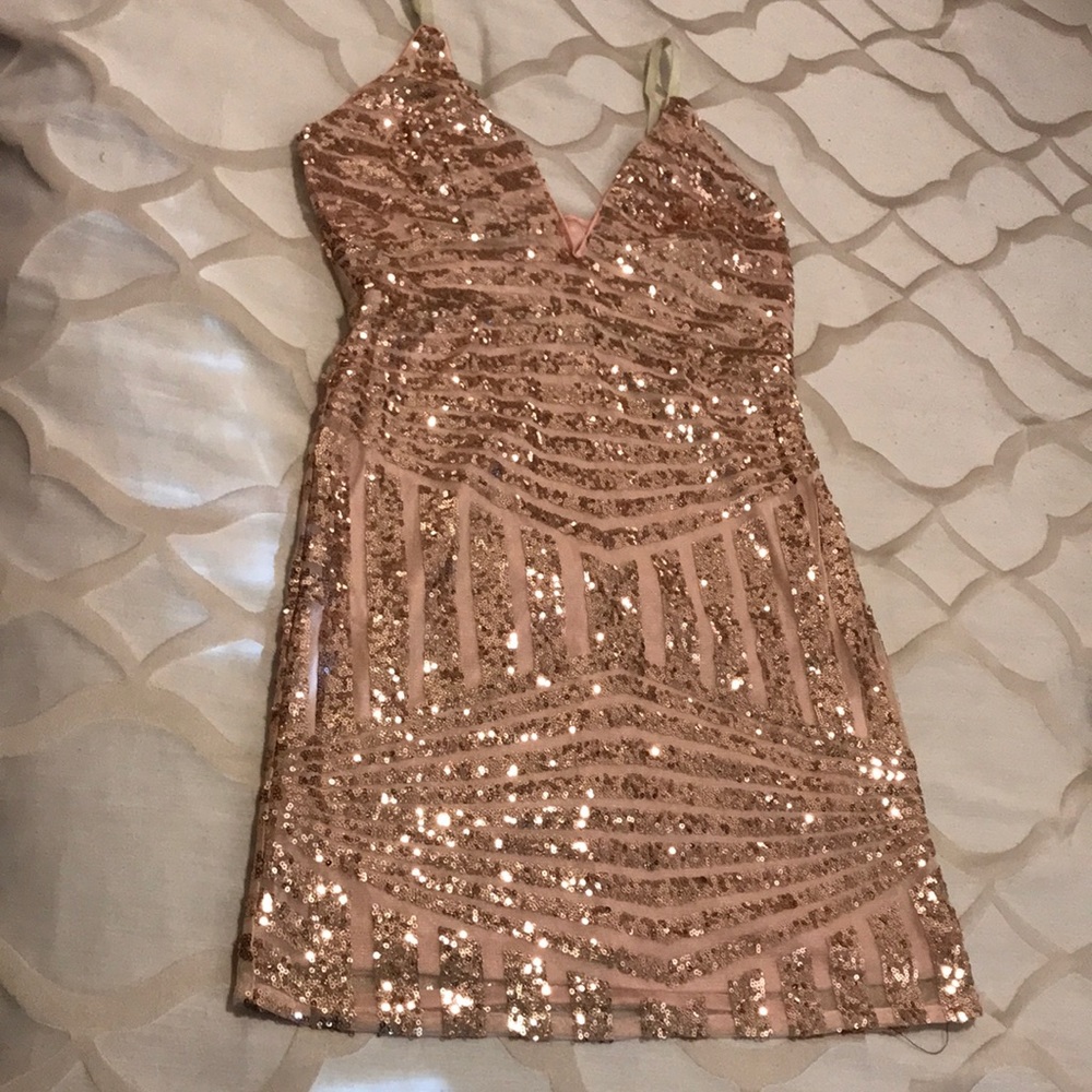 Mini Sequins Dress. Perfect for the club!!